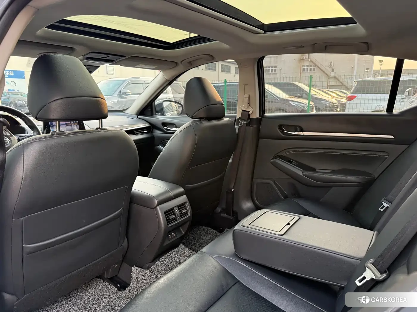 Nissan Altima id 4653740 из Китая 7