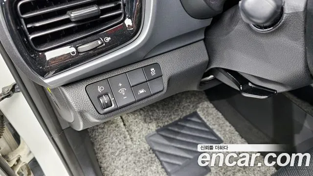 Kia Stonic id 2561231 из Кореи 7