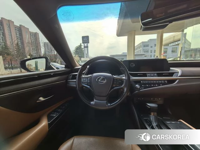 Lexus ES id 4220087 из Китая 7