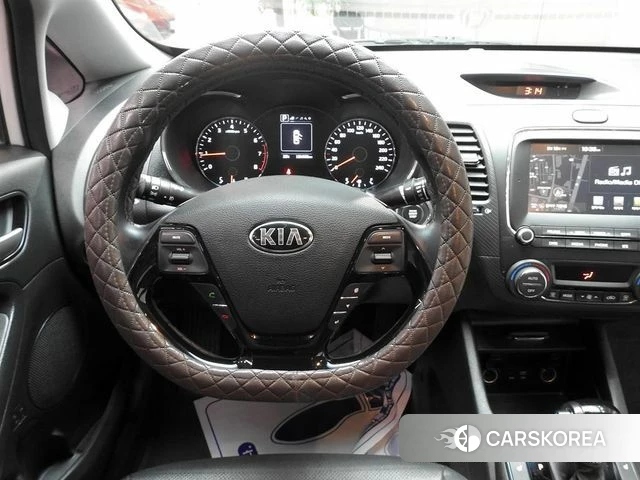 Kia The New K3 id 4865551 из Кореи 7