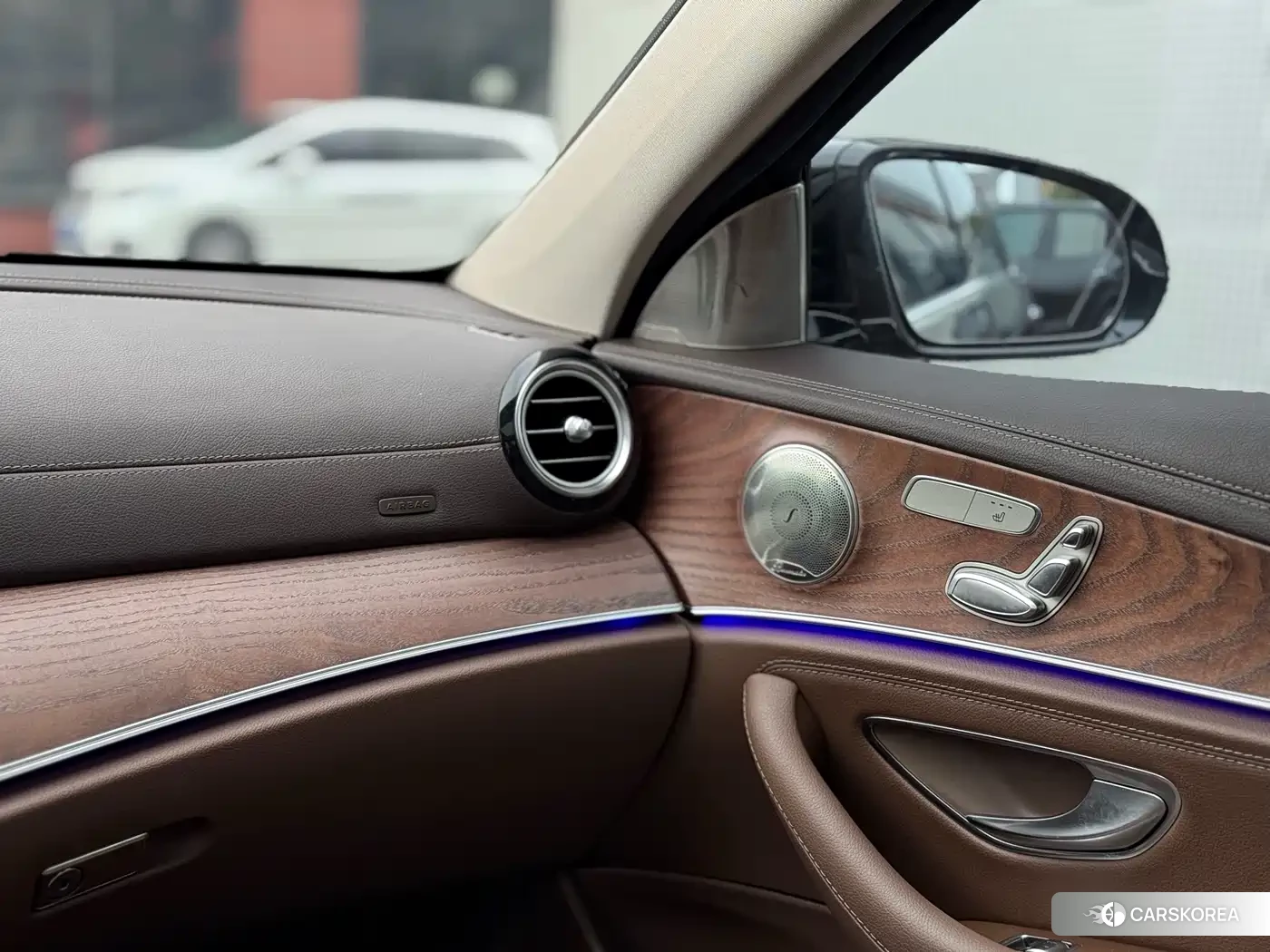 Mercedes-Benz E-Class id 4577598 из Китая 7