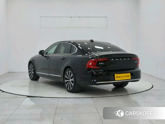 Volvo S90 id 4208919 из Китая 7