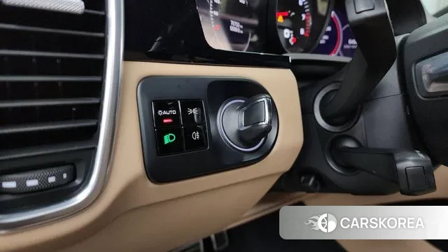 Porsche Cayenne (PO536) id 3640693 из Кореи 7