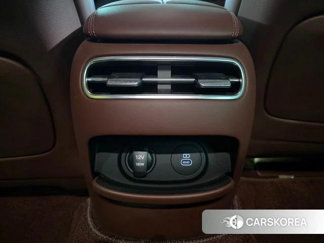 Genesis G90 (RS4) id 4309328 из Кореи 7