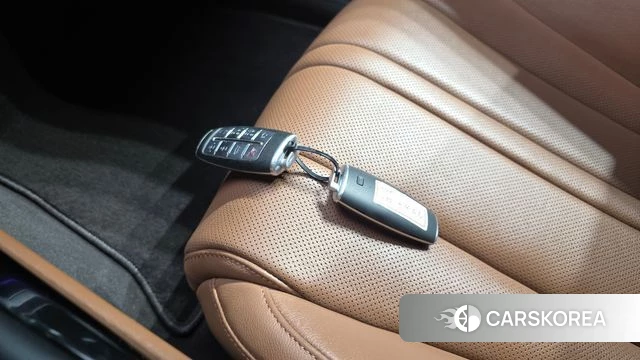 Genesis Electrified G80 (RG3) id 4778920 из Кореи 7