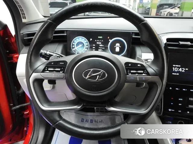 Hyundai Tucson (NX4) id 3582376 из Кореи 7