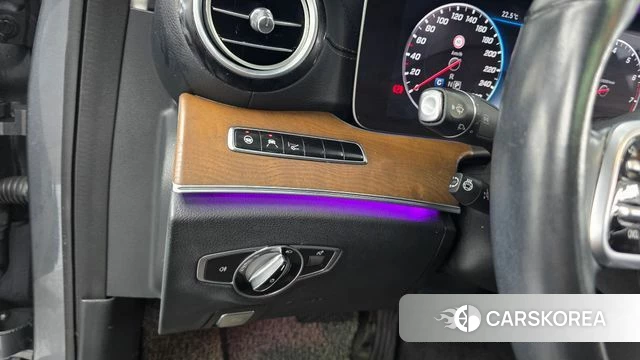 Mercedes-Benz E-Class W213 id 4568185 из Кореи 7