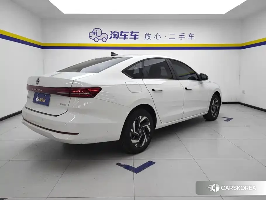 Volkswagen Lavida id 4674509 из Китая 7
