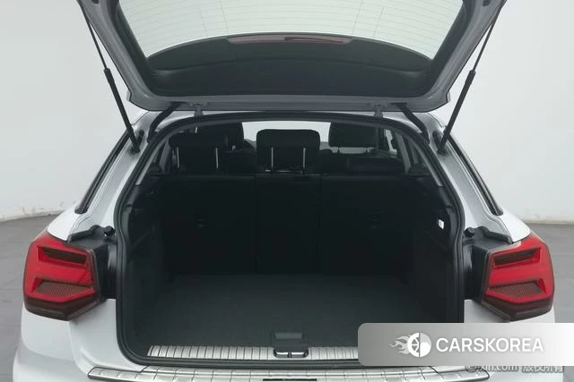 Audi Q2L id 4213664 из Китая 7