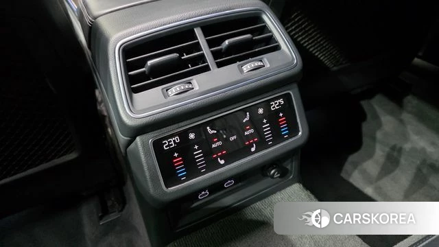 Audi A7 (4K) id 3872549 из Кореи 7