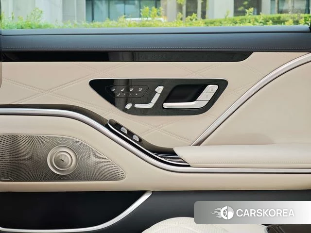 Mercedes-Benz Maybach S-class id 4210994 из Китая 7
