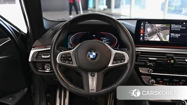 BMW 5 Series (G30) id 3639504 из Кореи 7