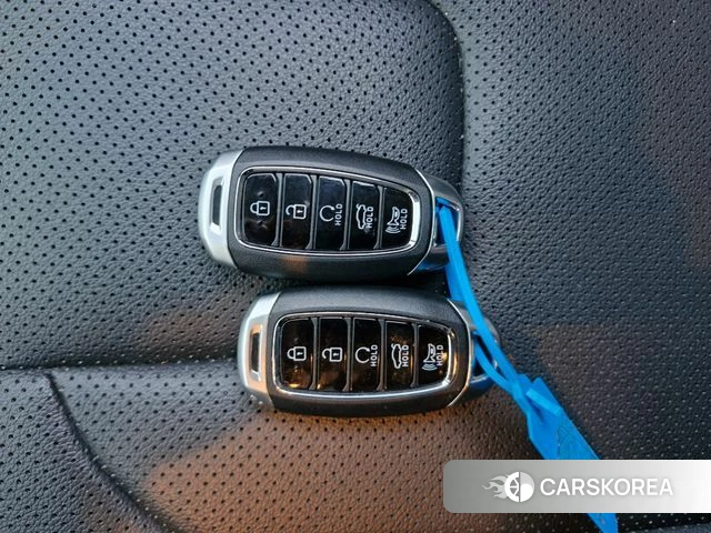 Hyundai Avante (CN7) id 3806008 из Кореи 7