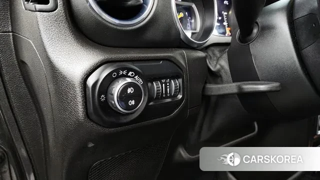 Jeep Wrangler (JL) id 3677025 из Кореи 7