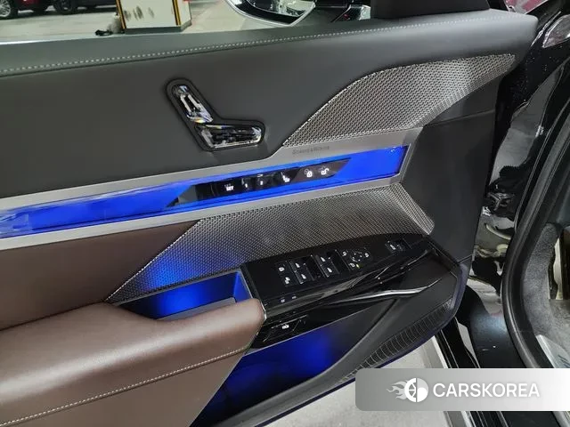 BMW 7 Series (G70) id 3776842 из Кореи 7