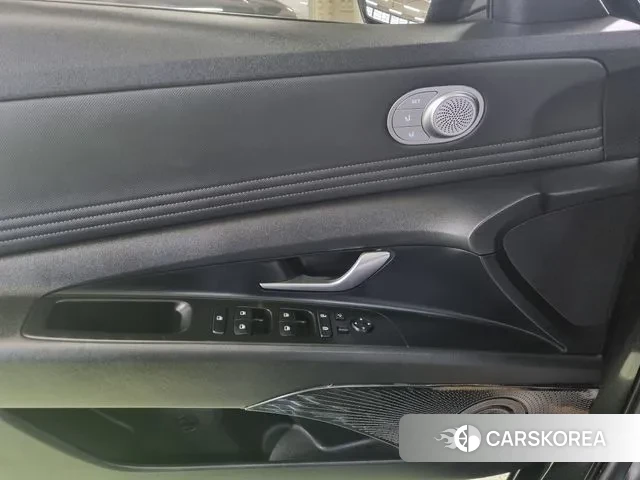 Hyundai Avante (CN7) id 3379532 из Кореи 7