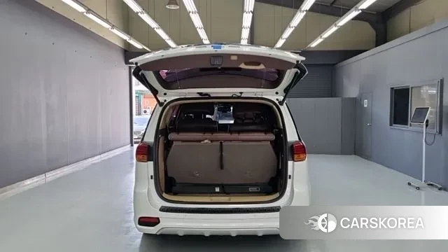 Kia The New Carnival id 2977224 из Кореи 7