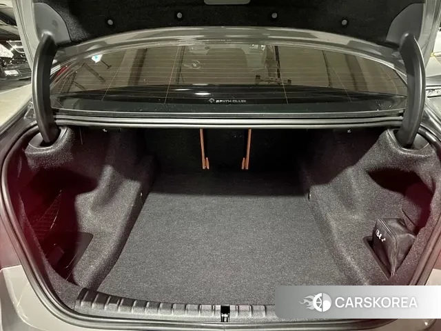 BMW 5 Series (G30) id 3406488 из Кореи 7