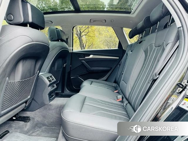 Audi Q5L id 4272032 из Китая 7