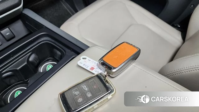 Land Rover Defender (L663) id 4282003 из Кореи 7