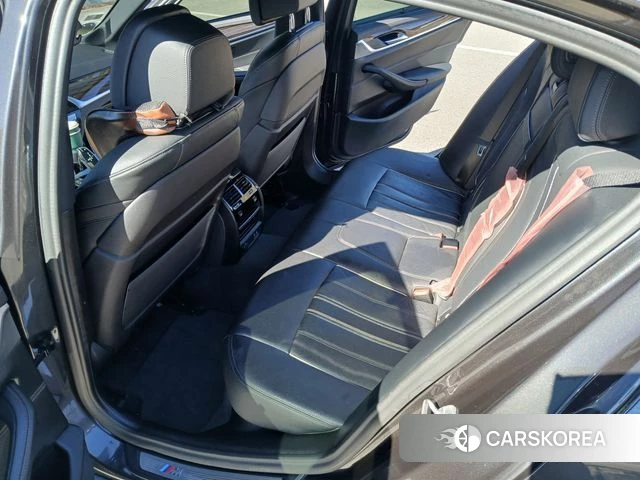 BMW 5 Series (G30) id 3982123 из Кореи 7