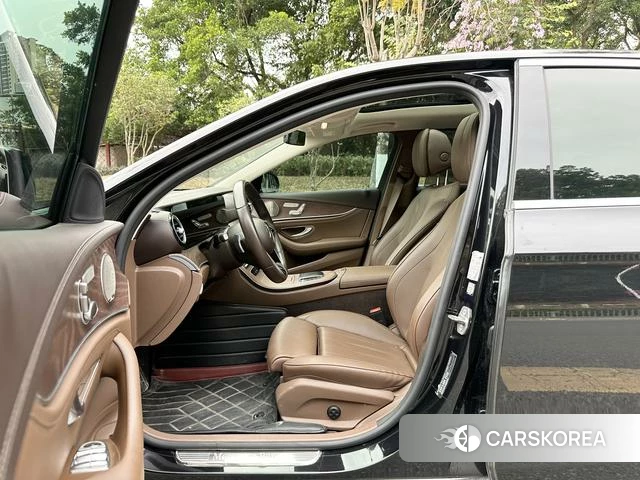 Mercedes-Benz E-class id 4274205 из Китая 7