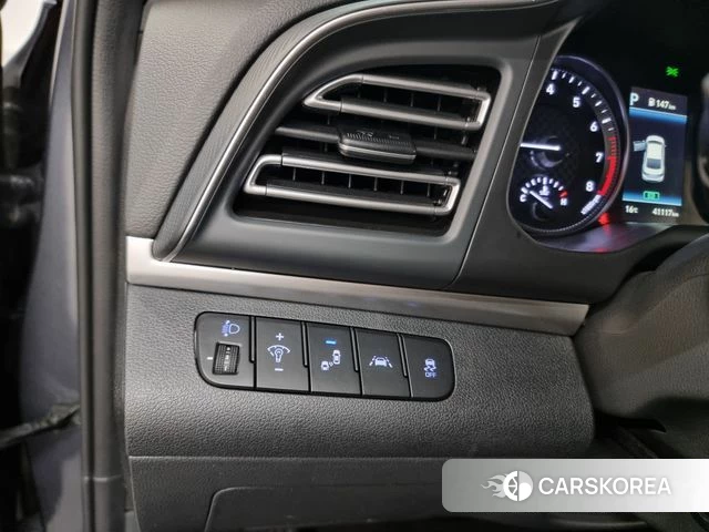 Hyundai The New Avante AD id 3845161 из Кореи 7