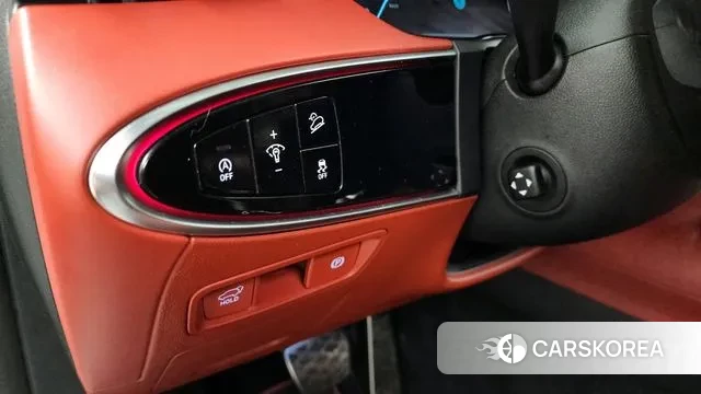 Genesis GV70 id 3379289 из Кореи 7