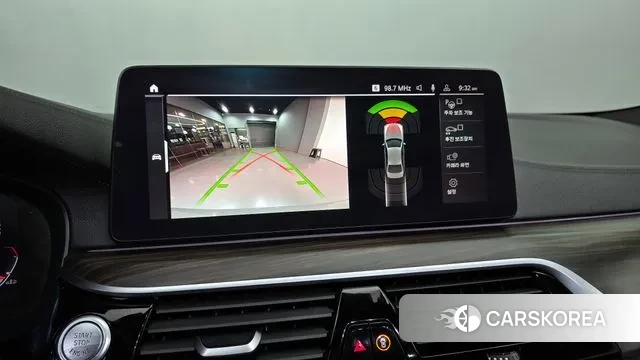 BMW 5 Series (G30) id 3479386 из Кореи 7