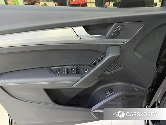 Audi Q5L id 4368157 из Китая 7