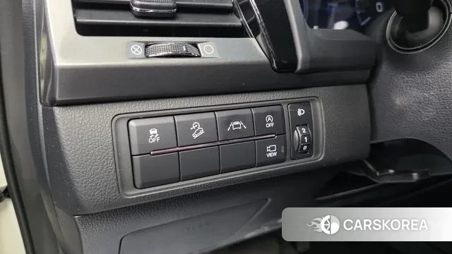 Ssangyong The New Rexton Sports Cannes id 3022197 из Кореи 7