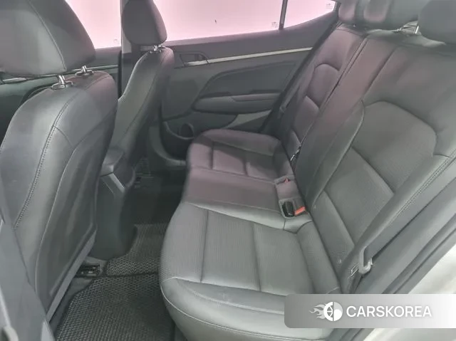 Hyundai Avante AD id 3520516 из Кореи 7