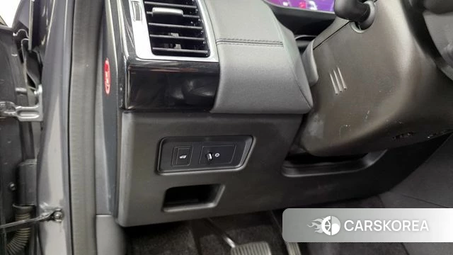 Land Rover Discovery 5 id 3899970 из Кореи 7