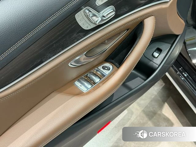 Mercedes-Benz E-class id 4359175 из Китая 7