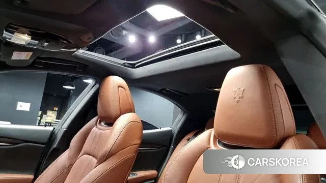 Maserati Ghibli id 3362179 из Кореи 7