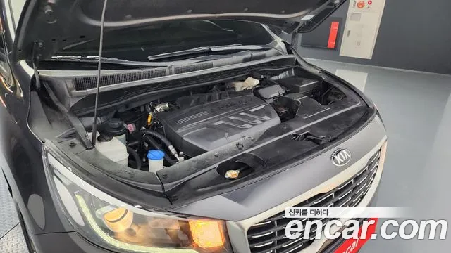 Kia The New Carnival id 2671819 из Кореи 7