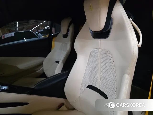 Ferrari Rome id 3021765 из Кореи 7