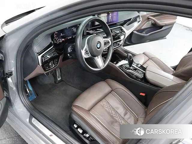 BMW 5 Series (G30) id 3427564 из Кореи 7