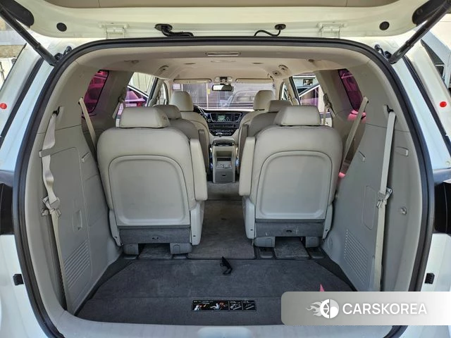 Kia All New Carnival id 4180782 из Кореи 7