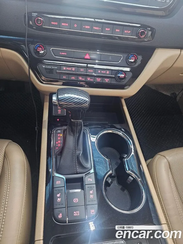 Kia The New Carnival id 2847332 из Кореи 7