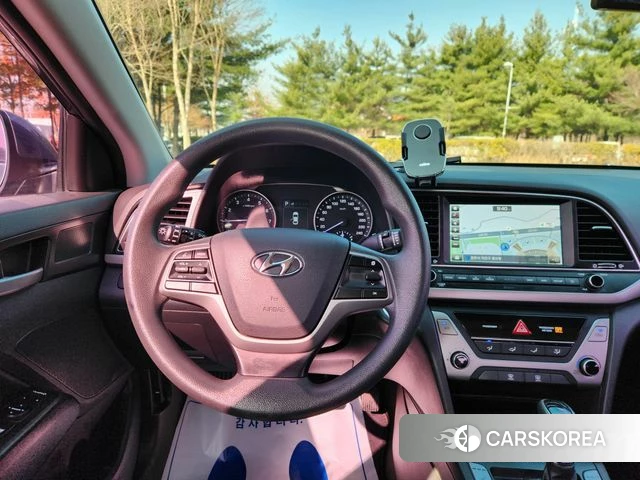 Hyundai Avante AD id 3829209 из Кореи 7