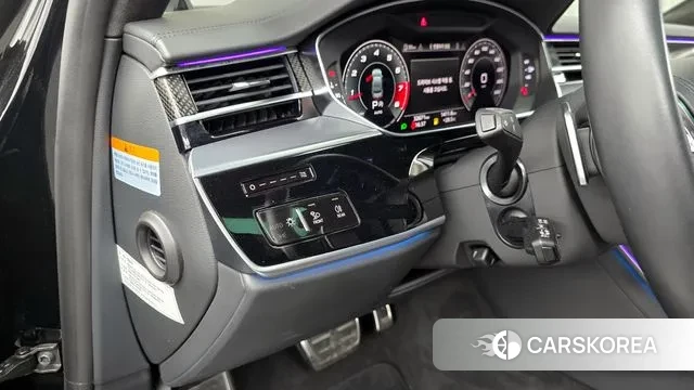 Audi S8 (D5) id 3349081 из Кореи 7