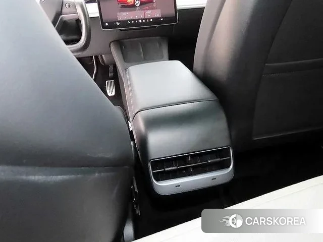 Tesla Model Y id 3305311 из Кореи 7