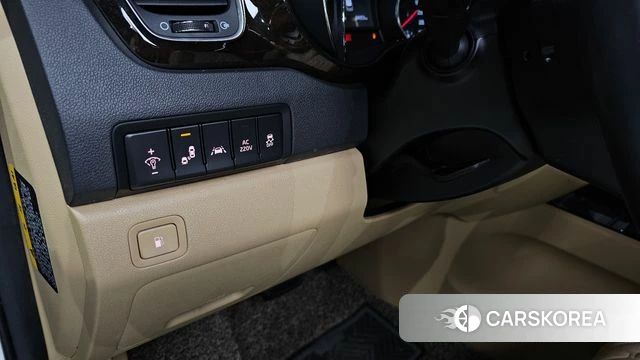 Kia The New Carnival id 4937100 из Кореи 7