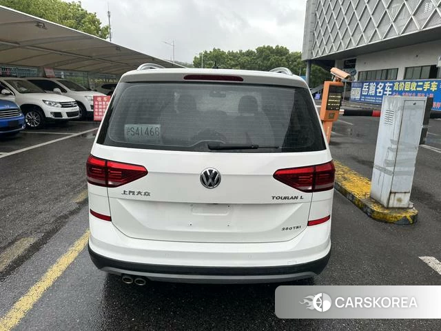 Volkswagen Touran L id 4213149 из Китая 7
