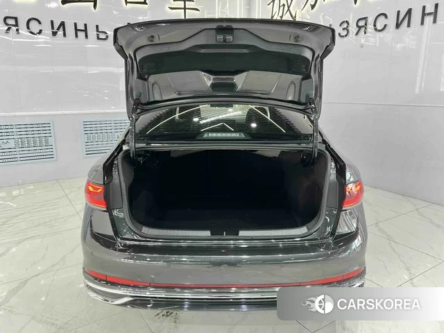 Volkswagen Sagitar id 4276420 из Китая 7