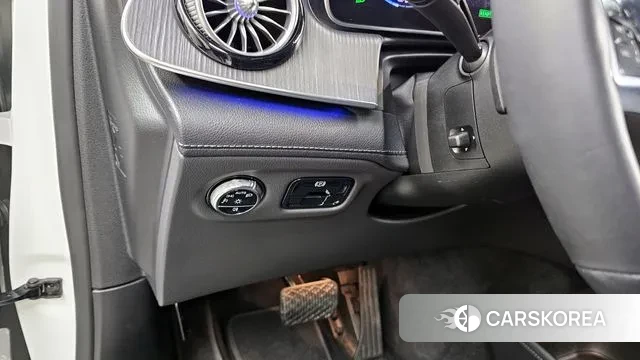 Mercedes-Benz EQE SUV X294 id 2974299 из Кореи 7