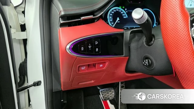 Genesis GV70 id 3892861 из Кореи 7