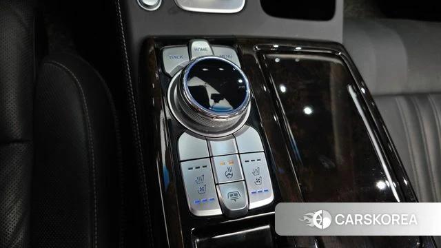 Genesis G90 id 3942796 из Кореи 7