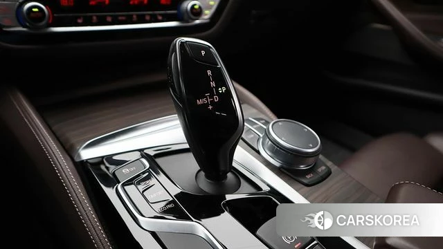 BMW 5 Series (G30) id 4881927 из Кореи 7